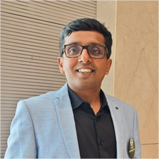 Portrait of Tushar Komawar